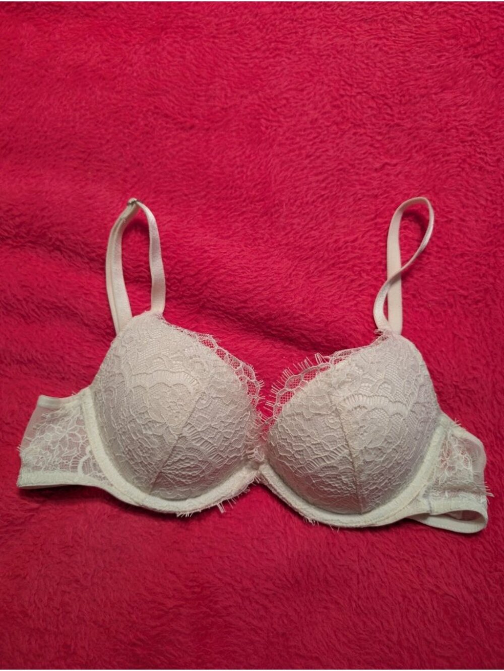 Victoria's Secret Dream Angels Ivory White Eyelash Lace Push Up Bra 34A